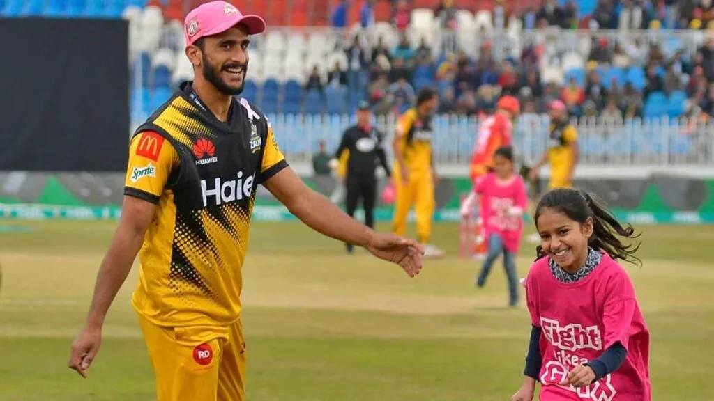 স্তন ক্যান্সার সচেতনতা বৃদ্ধিতে পিএসএলে অভিনব উদ্যোগ