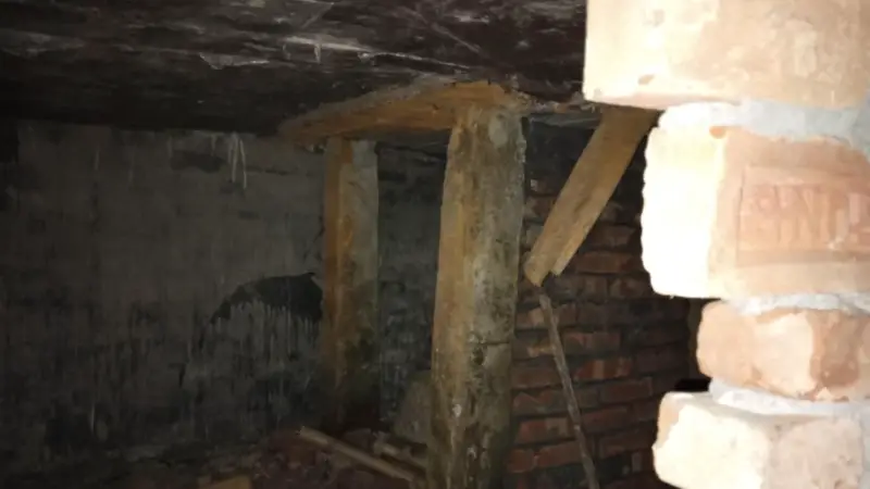 রায়গঞ্জে মিনি আয়নাঘরের ঘটনায় দুই মামলা
