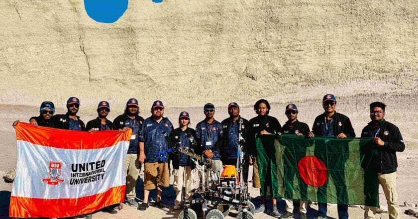 ইউআইইউ মার্স রোভার টিম টানা ৪র্থ বারের মত এশিয়াতে প্রথম ও বিশ্বের সেরা সায়েন্স টিম হিসেবে স্বীকৃত