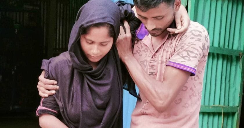 সন্তানকে কোলে নিয়ে পৃথিবীর আলো দেখার স্বপ্ন সাথী খাতুনের