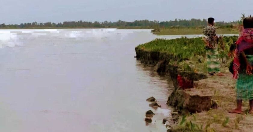 নাগেশ্বরীতে নদী ভাঙনে নিঃস্ব কয়েক হাজার পরিবার; নদী শাসনের দাবি