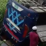 কাজিপুরে যাত্রীবাহি বাস উল্টে খাদে; নিহত-১ ও আহত ৪