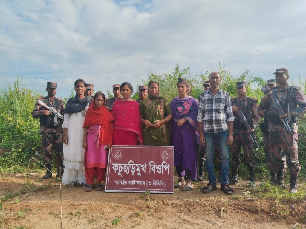 খাগড়াছড়ির দুই সীমান্তে ১৫ জনকে পুশইন করলো বিএসএফ