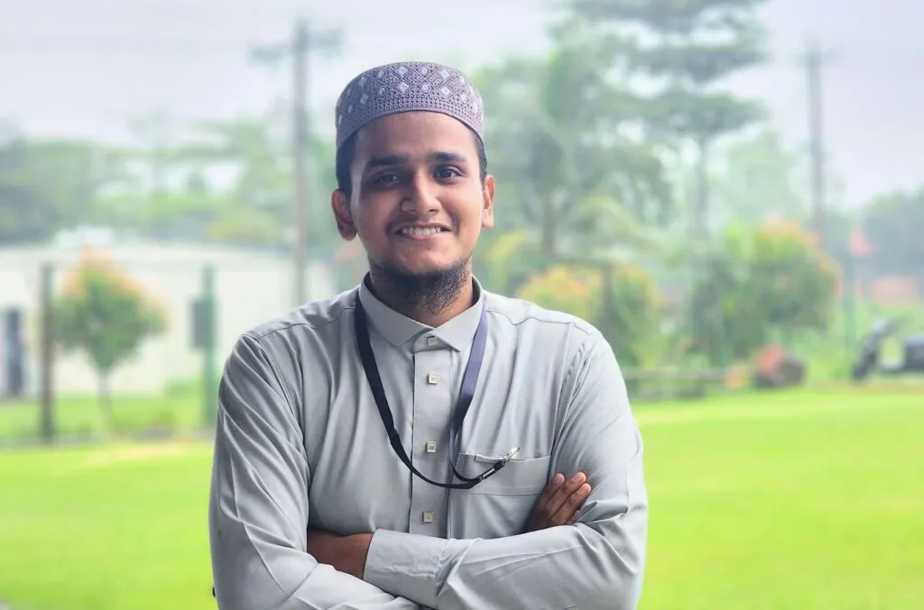 নেপালের জলবায়ু ক্যাম্পে ঢাকা আলিয়ার শিক্ষার্থী মাহিম