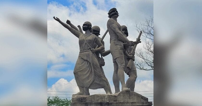 স্নিগ্ধের অনুরোধে সাড়া: অদম্য বাংলায় ফের বাঁধা হলো কালো কাপড়