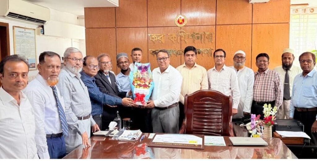 খুলনায় নবনিযুক্ত কর কমিশনারের সাথে কর আইনজীবী সমিতির সৌজন্য সাক্ষাৎ