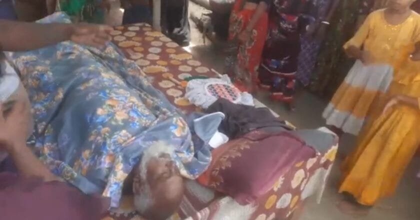 সাপ ধরতে গিয়ে নাগেশ্বরীতে সাপুড়ের মৃত্যু