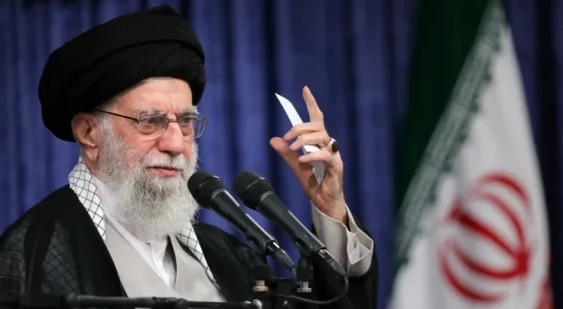 যুক্তরাষ্ট্রকে প্রয়োজনে আরও বড় আঘাত করার হুশিয়ারি দিল ইরান