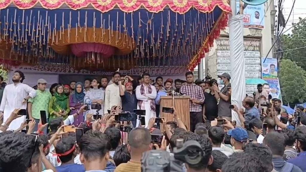 এনসিপির পদযাত্রার টিম এখন বগুড়ায়; শহীদ পরিবারের সঙ্গে সাক্ষাৎ