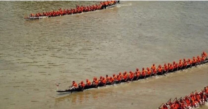 মানিকগঞ্জে নৌকাবাইচ উপলক্ষে প্রস্তুতি সভা