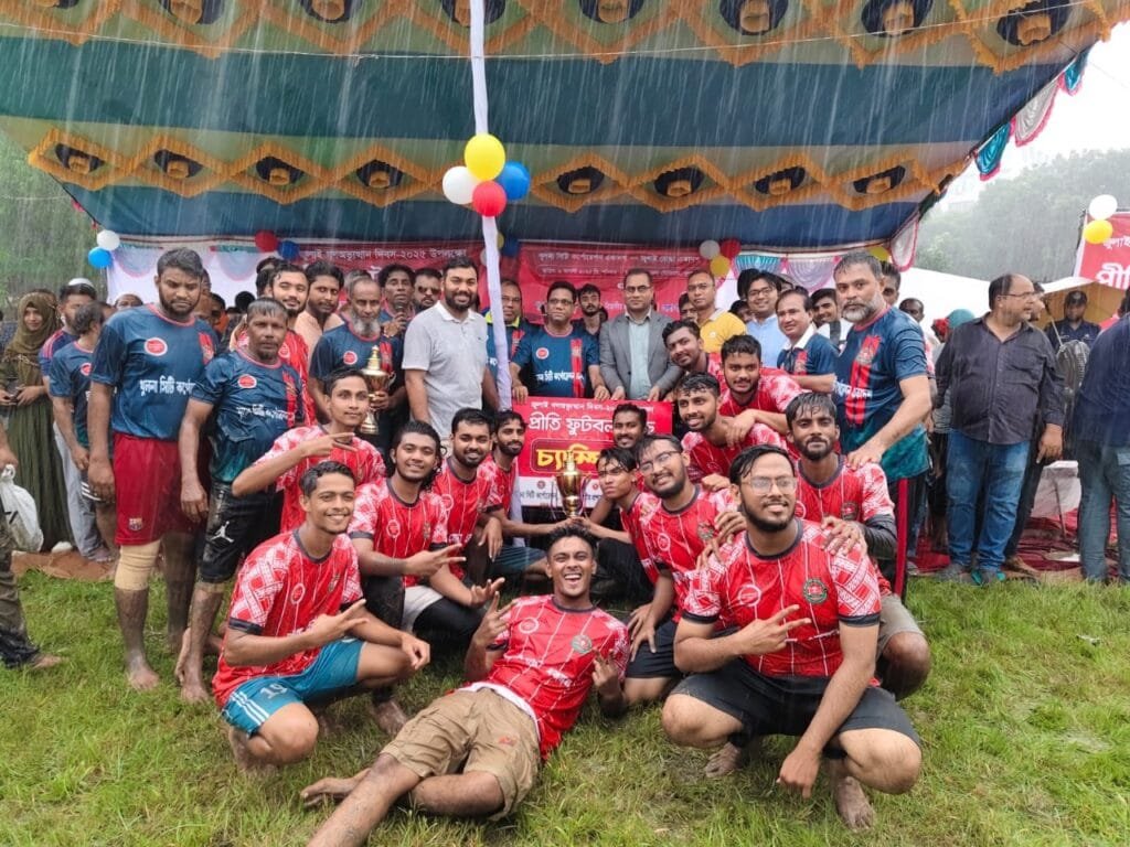 খুলনায় জুলাই গণঅভ্যুত্থান দিবস উপলক্ষে প্রীতি ফুটবল ম্যাচ