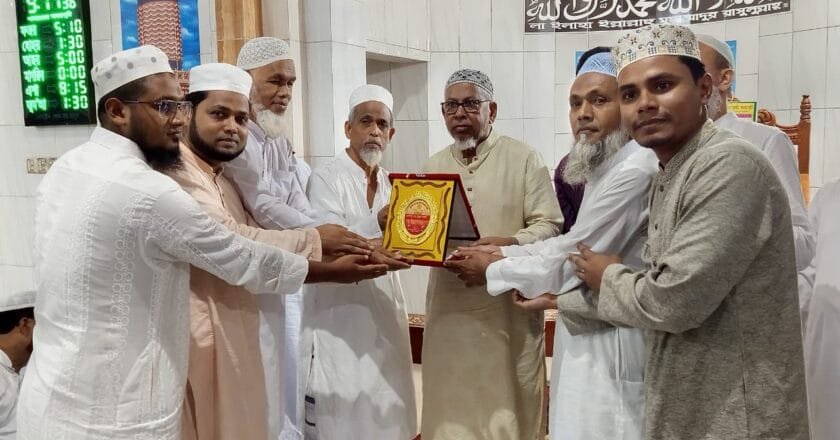 মুকুন্দগাঁতীতে মাদানি পদ্ধতিতে বয়স্ক কুরআন শিক্ষা কোর্সের উদ্বোধন