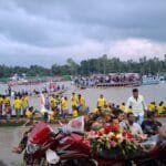 মানিকগঞ্জে ঐতিহ্যবাহী নৌকা বাইচ অনুষ্ঠিত