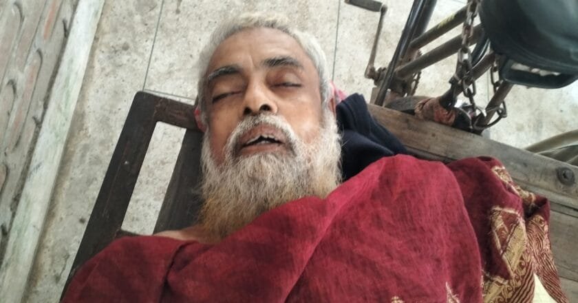 রূপসায় গলায় ফাঁস দিয়ে বৃদ্ধের আত্মহত্যা