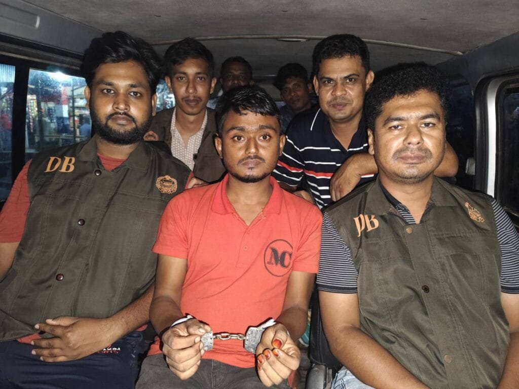 বগুড়ায় পাম্পকর্মীকে হত্যা; আসামী রতনের হাতুড়ির আঘাতেই মৃত্যু
