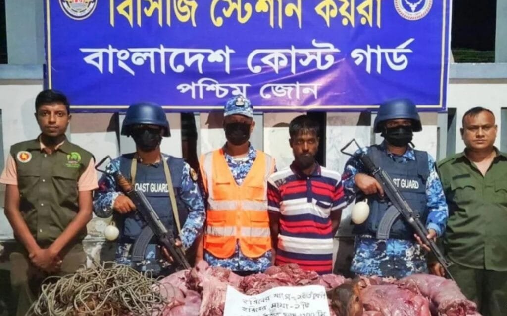 কয়রায় ১০৩ কেজি হরিণের মাংসসহ শিকারি আটক