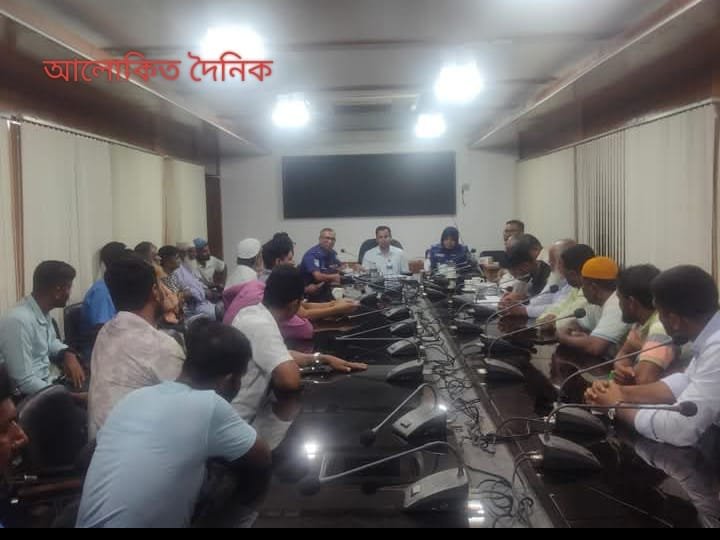 সড়ক দুর্ঘটনায় নিহত রিয়াদের পরিবারকে ক্ষতিপূরণ