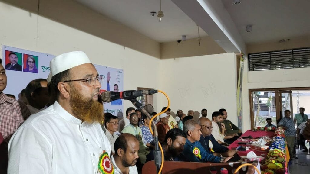 ফুলবাড়ীতে সেচ্ছাসেবক দলের মতবিনিময় সভা অনুষ্ঠিত