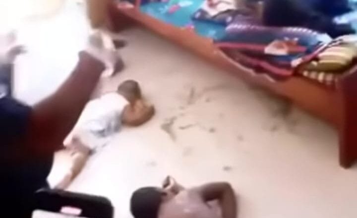 মানিকগঞ্জে ভবন থেকে তিনজনের মরদেহ উদ্ধার