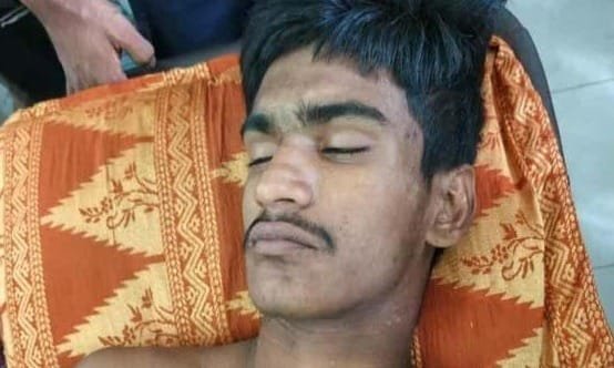 খুলনায় অভ্যন্তরীণ দ্বন্দ্বে এক ছিনতাইকারী গুলিবিদ্ধ