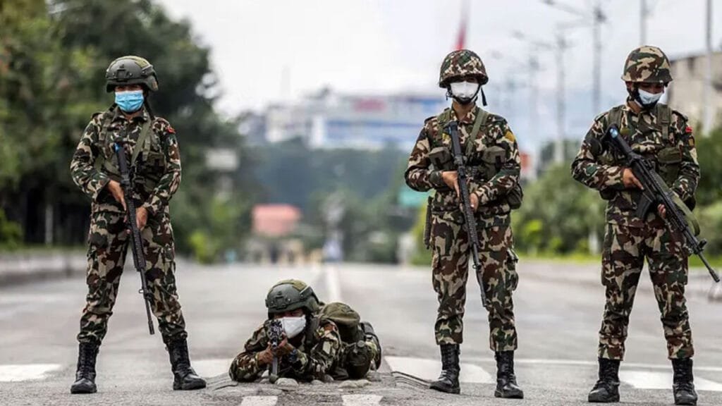 নেপালের কারাগারে কয়েদিদের মধ্যে সংঘর্ষ: সেনাবাহিনীর গুলিতে নিহত ২