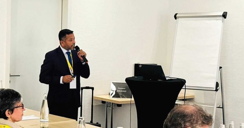 বার্লিনে জলবায়ু সম্মেলনে প্রেসিডেন্সির অধ্যাপক ড. জুলফিকার আলী