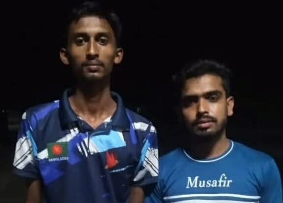 তজুমদ্দিনে গোয়েন্দা পুলিশের অভিযানে ইয়াবাসহ দুই বিক্রেতা আটক