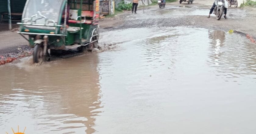কৈয়া বাজার থেকে মোস্তর মোড় পর্যন্ত বিকল্প রাস্তাও বেহাল