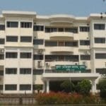 খুলনা মেডিকেলে ইন্টার্ন চিকিৎসকদের কর্মবিরতি