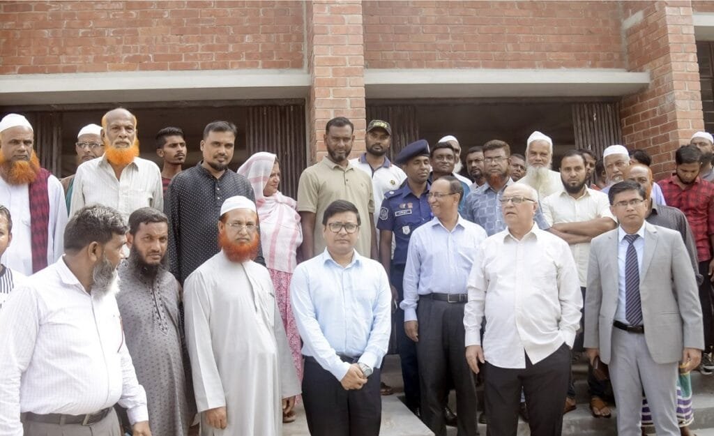 দুর্যোগে কার্যকর আশ্রয়কেন্দ্র নির্মাণে জোর দিচ্ছে সরকার: উপদেষ্টা ফারুক ই আজম