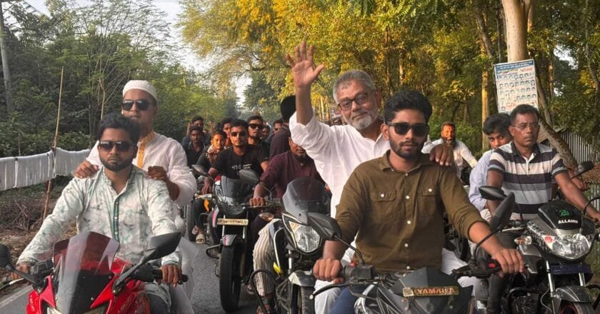 বেলকুচিতে আলহাজ্ব গোলাম মওলা খাঁন বাবলুর সমর্থনে মোটরসাইকেল শোডাউন