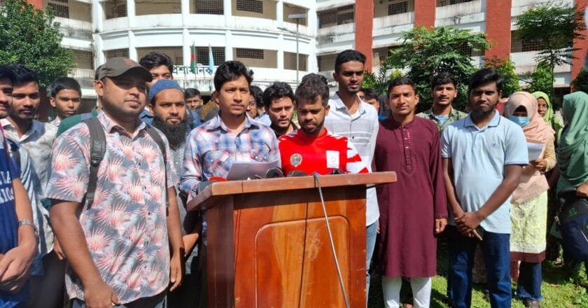 ব্রাকসু নির্বাচনের সময়সীমা ১ মাস বেধে দিলো শিক্ষার্থীরা