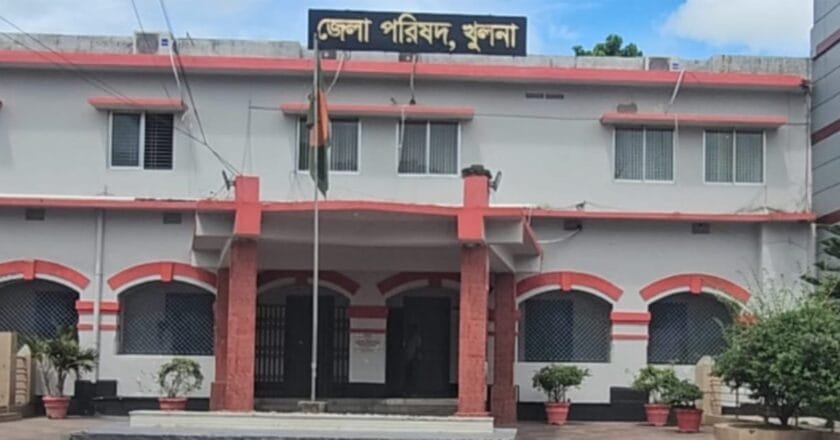 খুলনা জেলা পরিষদে গায়েব হওয়া ৬ গুরুত্বপূর্ণ নথি উদ্ধার