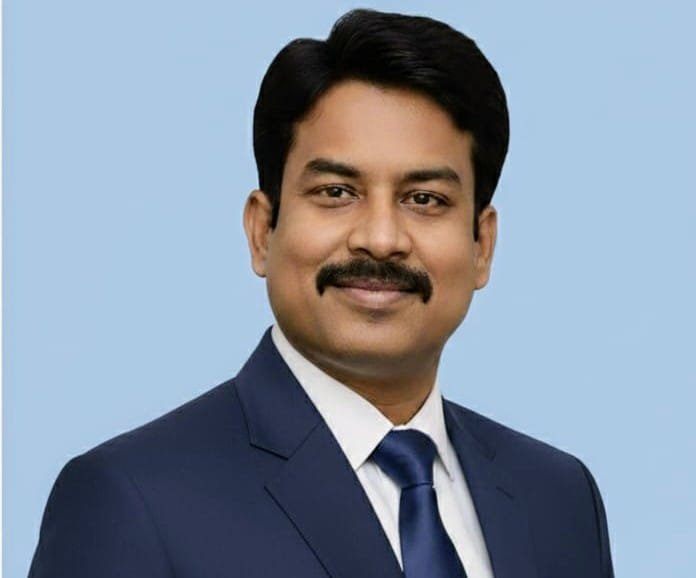 কুড়িগ্রাম-০১ আসনে পরিবর্তনের দাবি, আলোচনায় শিক্ষানুরাগী মাহফুজুল ইসলাম (কিরন)