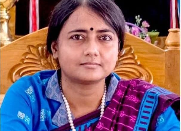 মানিকগঞ্জের নতুন জেলা প্রশাসক নাজমুন আরা সুলতানার যোগদান