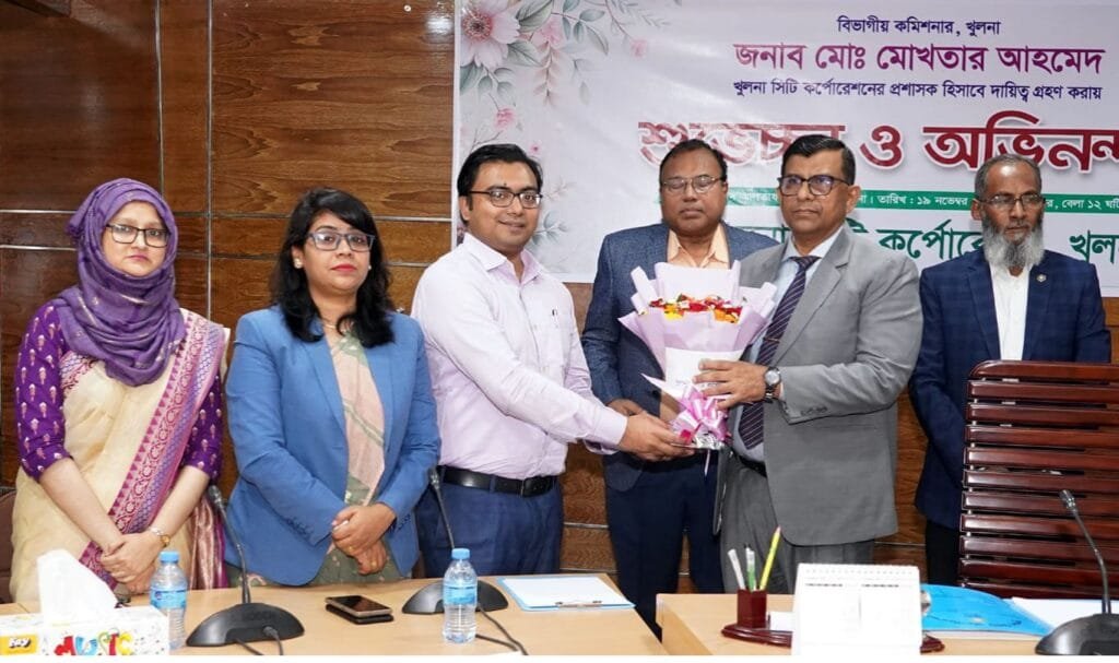 কেসিসিতে নতুন প্রশাসকের প্রথম কর্মদিবস: কর্মকর্তাদের সাথে মতবিনিময়