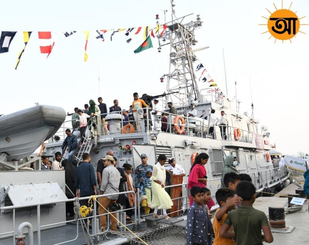 সশস্ত্র বাহিনী দিবস–২০২৫ : খুলনা নৌঅঞ্চলে বর্ণাঢ্য আয়োজনে উদ্‌যাপন