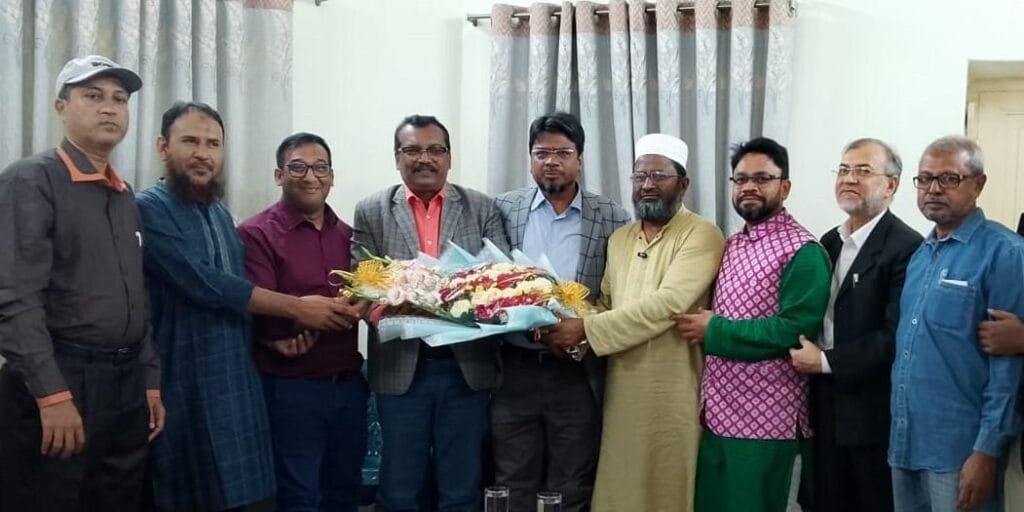 এমইউজে খুলনার নতুন কমিটি দায়িত্ব নিল —শুভেচ্ছায় মুখর প্রেসক্লাব