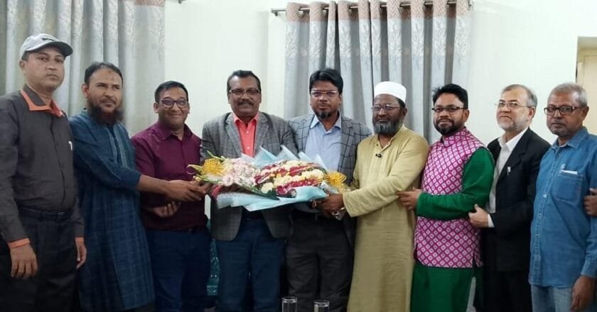 এমইউজে খুলনার নতুন কমিটি দায়িত্ব নিল —শুভেচ্ছায় মুখর প্রেসক্লাব