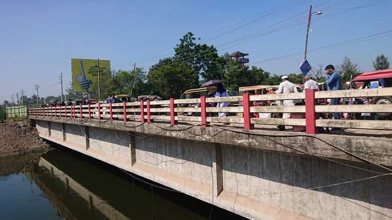 গল্লামারী জোড়া ব্রিজ: সময় পেরোচ্ছে, কাজ নয়—ক্ষোভে উন্নয়ন সংগ্রাম সমন্বয় কমিটি