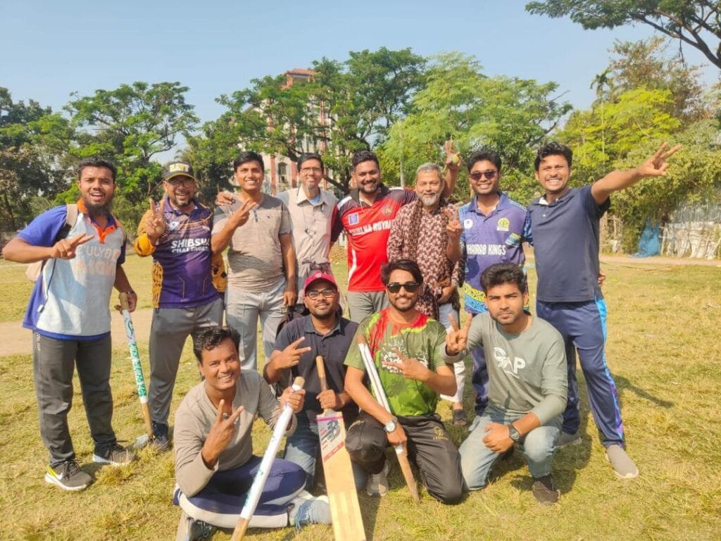 খুলনায় প্রীতি ক্রিকেট ম্যাচে দুর্দান্ত জয় পেয়েছে মর্ডান টাওয়ার দল