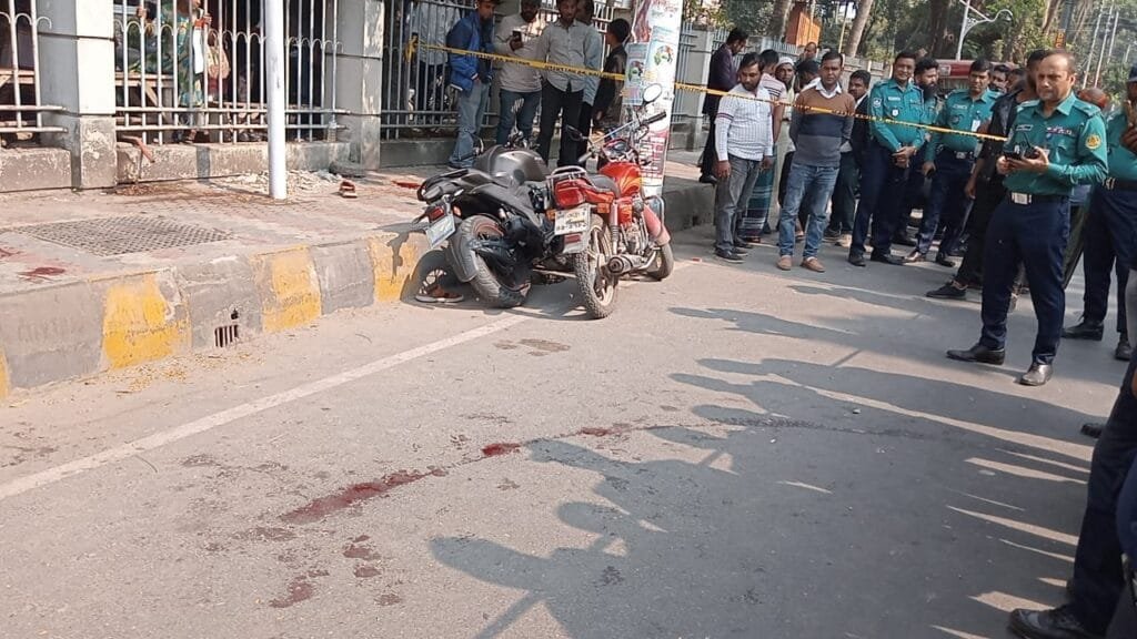 আদালত চত্বরে গুলি, একজন নিহত–খুলনায় চাঞ্চল্য