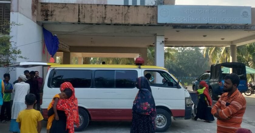 তজুমদ্দিনে ডেকে নিয়ে রগ কেটে অটোরিকশা চালককে হত্যার অভিযোগ