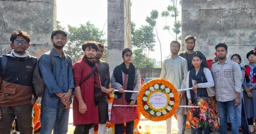 বিজয় দিবসে শহীদদের প্রতি শ্রদ্ধা জানাল বেরোবি প্রেসক্লাব