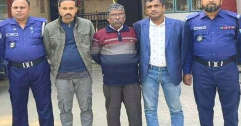 মানিকগঞ্জে ‘ডেভিল হান্ট ফেজ-২’ অভিযানে আ. লীগের ৩ নেতাকর্মী গ্রেফতার