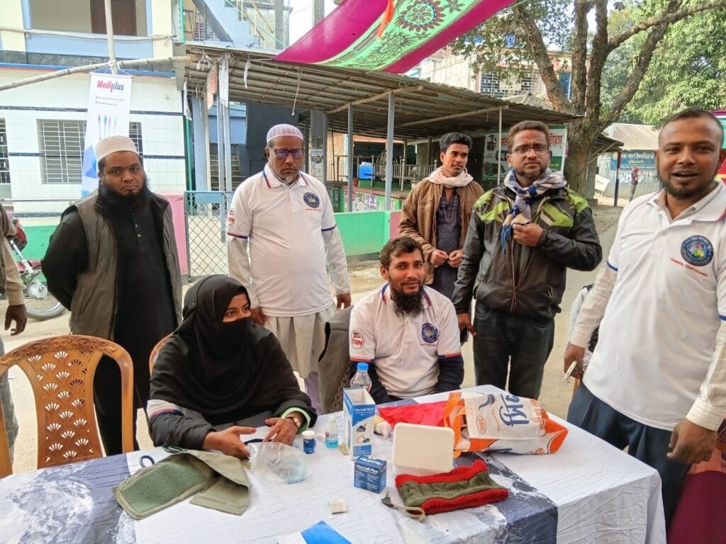 প্রিয় সলঙ্গার গল্প'র উদ্যোগে ফ্রি মেডিকেল ক্যাম্প অনুষ্ঠিত