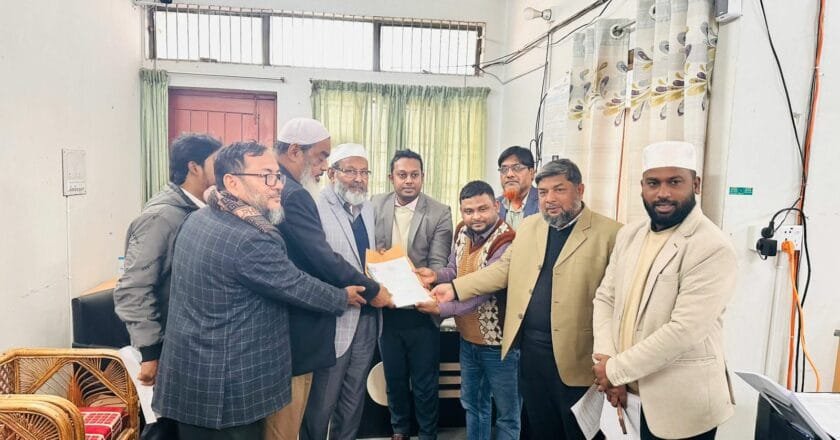 রাজশাহী সদর আসনে জামায়াত প্রার্থী ডা.মোঃ জাহাঙ্গীর মনোনয়নপত্র উত্তোলন