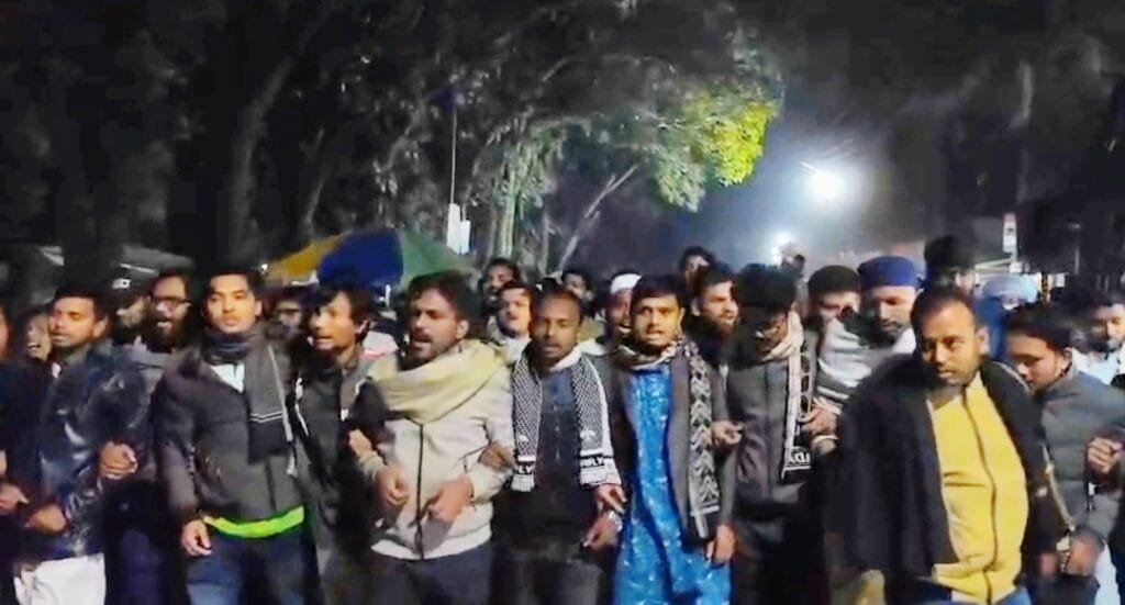 বৈষম্যবিরোধী ছাত্র আন্দোলন ও আইইউসানসের যৌথ বিক্ষোভ ইবিতে