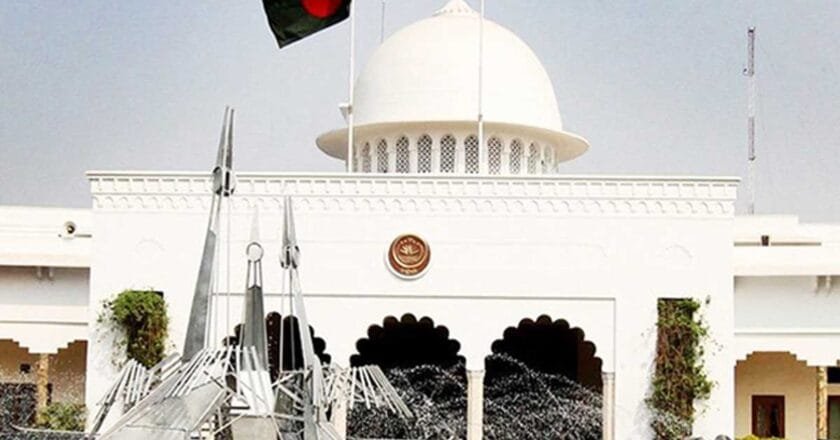 রাষ্ট্রপতির সঙ্গে সাক্ষাৎ করতে বঙ্গভবনে সিইসি