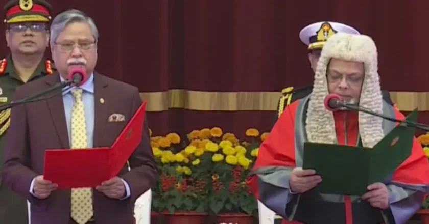 দেশের ২৬তম প্রধান বিচারপতি হিসেবে শপথ নিলেন জুবায়ের রহমান চৌধুরী